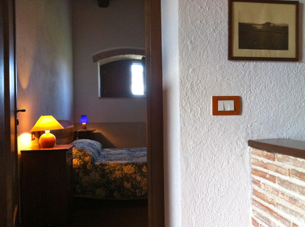 Gasthaus Residenza D'Epoca La Commenda Manciano Zimmer foto